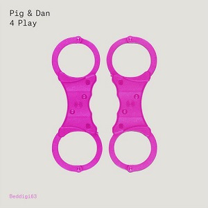 Pig&Dan  4 Play